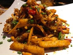 招牌香辣牛蛙-三人行骨头王火锅(长寿店)