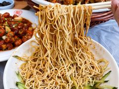 -肥肥虾庄·金牌油焖大虾(东湖欢乐谷店)