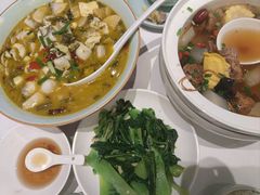 -江城小馆陕南妈妈菜·全球旅行餐厅(钟楼店)