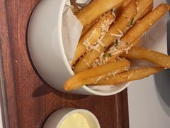 -阿妮叶李(光谷世界城店)