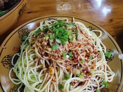 -一品红烧鸭特色川菜(三岔湖店)