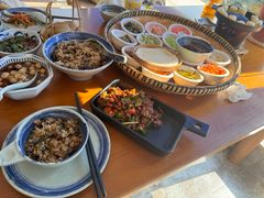 -包整·丝娃娃(一览甲秀楼风景店)