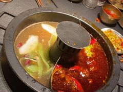 -晓宇重庆火锅(西安荟聚店)