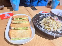 -HELLO 27 意面·沙拉·帕尼尼