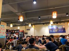 大堂-肖肖酸萝卜鱼火锅(总店)