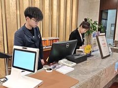 -莱西华玺大酒店