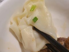 鸡汁小馄饨-光明邨大酒家(淮海路店)