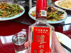 -鸿亨泰杂鱼馆(港馨家园店)