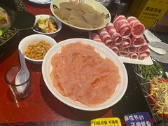 -重庆三峡火锅城(梅林店)