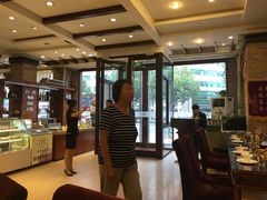 -赶海部落海鲜城(海阳路店)