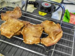 -虾弄弄海派小龙虾·牛羊蝎子火锅