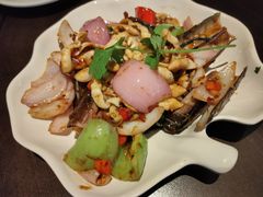 -大头虾越式风味餐厅(光明广场店)