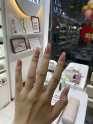 -EMILY艾枚莉美甲美睫·美颜·现磨咖啡