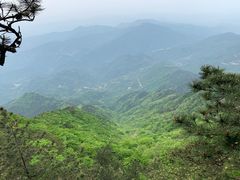 -罗田薄刀峰风景区