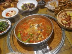 -亮欢寨酸汤鱼(沙冲路店)