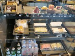 面包甜点陈列柜-星巴克(西安曲江银泰店)