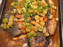 -里岛烤鱼(东港凯虹广场店)