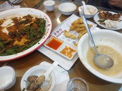 -鲁南仔·滕州炒鸡(经三路店)