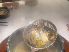 -芸山季·云南山珍菌火锅(人民广场来福士店)