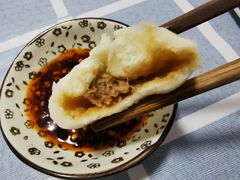 肉包-红帽叔叔包子