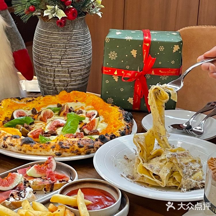 在重庆第一次吃到与网红图相符的披萨