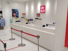 -优衣库(上海金桥国际商业广场店)