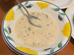 -萨莉亚(百联真光路店)