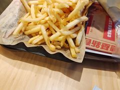 -肯德基(宝龙店)