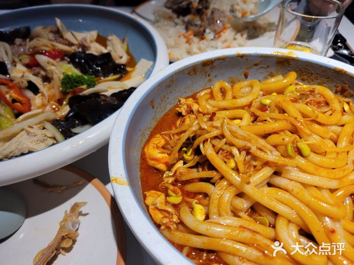 董小西的凉皮和椒麻鸡(三元桥店)鸡肉炒米粉图片