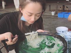 -去吃小龙虾·江湖菜·烧烤(南滨路店)