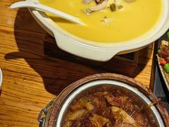 -苹果树下艺术餐厅(宋庄店)