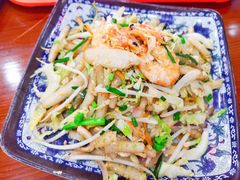 海鲜炒年糕-台州老六海鲜面馆(上南总店)