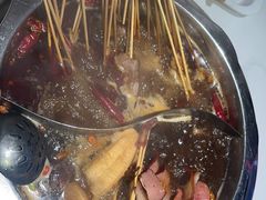 -佰人王串串香火锅(洋珠巷店)