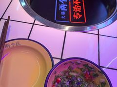 -两个庆火锅公司(昌平府学路店)