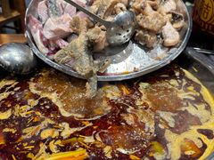 -肖肖酸萝卜鱼火锅(总店)