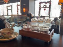 -大头虾越式风味餐厅(光明广场店)