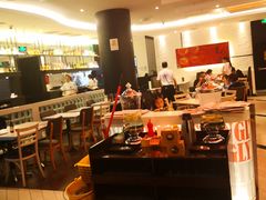 -必胜客(东大桥店)