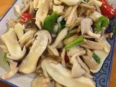 炒三菌-龙姐私房菜(和顺古镇店)