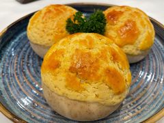 酥皮叉烧包-白天鹅宾馆-宏图府餐厅