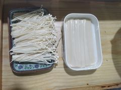 金针菇-和庆斋羊蝎子火锅·碳缸烧烤(顺义旗舰店)