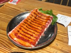 调味牛五花肉-青瓦炭韩潮烤肉(花园道店)