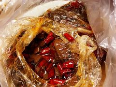 -梁老三麻辣鸡头(汝河小区店)