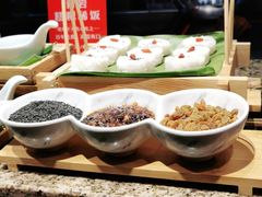 -野山舂·贵州现舂酸汤火锅(鸿通城店)