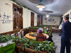 -果松木炭酸菜铜火锅·外婆参鸡汤