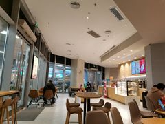大堂-Tims天好咖啡·贝果(拉斐尔云廊店)