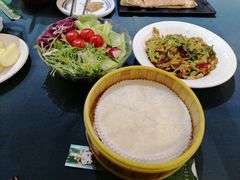 -伊带伊路新疆美食府(呼家楼店)