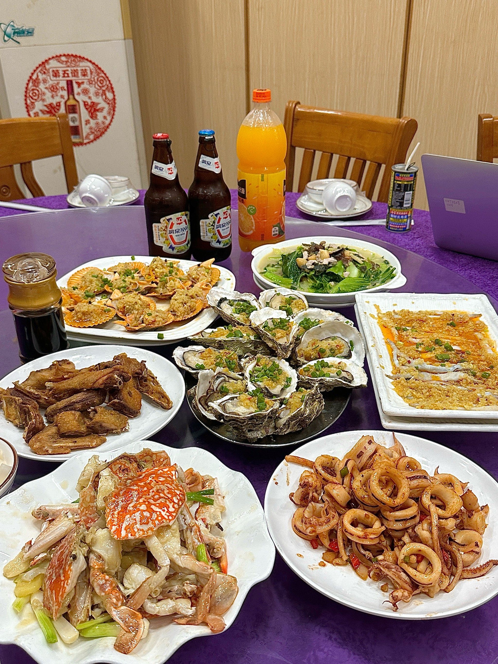 (湛江)果然还是坐满本地人的大排档好吃啊.