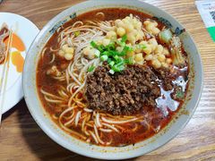-丁丁猫重庆小面(徐州路店)