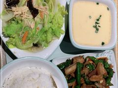 -老乡鸡(上海品尊国际中心店)