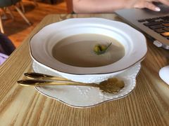 -ZING COFFEE 镜咖啡